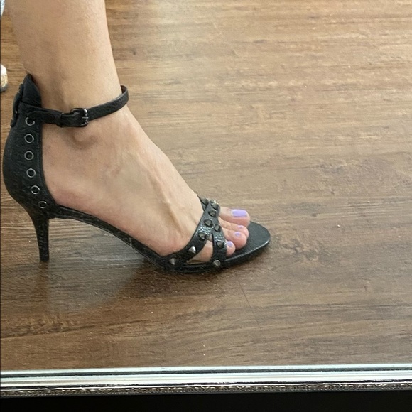 Coach May Polished Pebble 5 1/2 - Picture 2 of 8